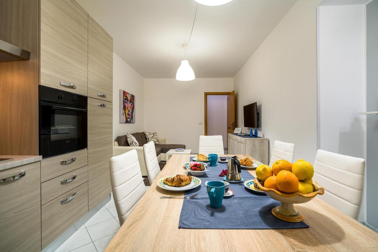 Loft Baia Di Letojanni Daire Dış mekan fotoğraf