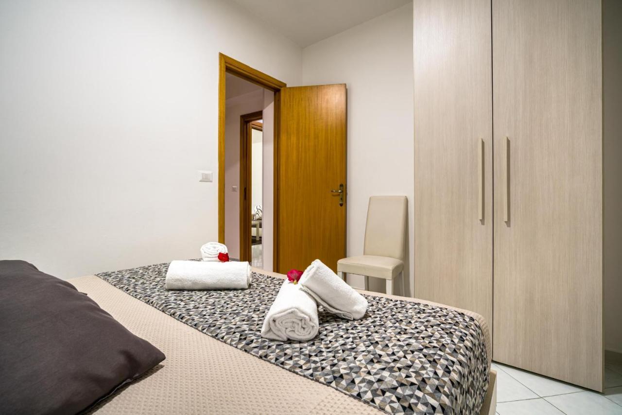 Loft Baia Di Letojanni Daire Dış mekan fotoğraf