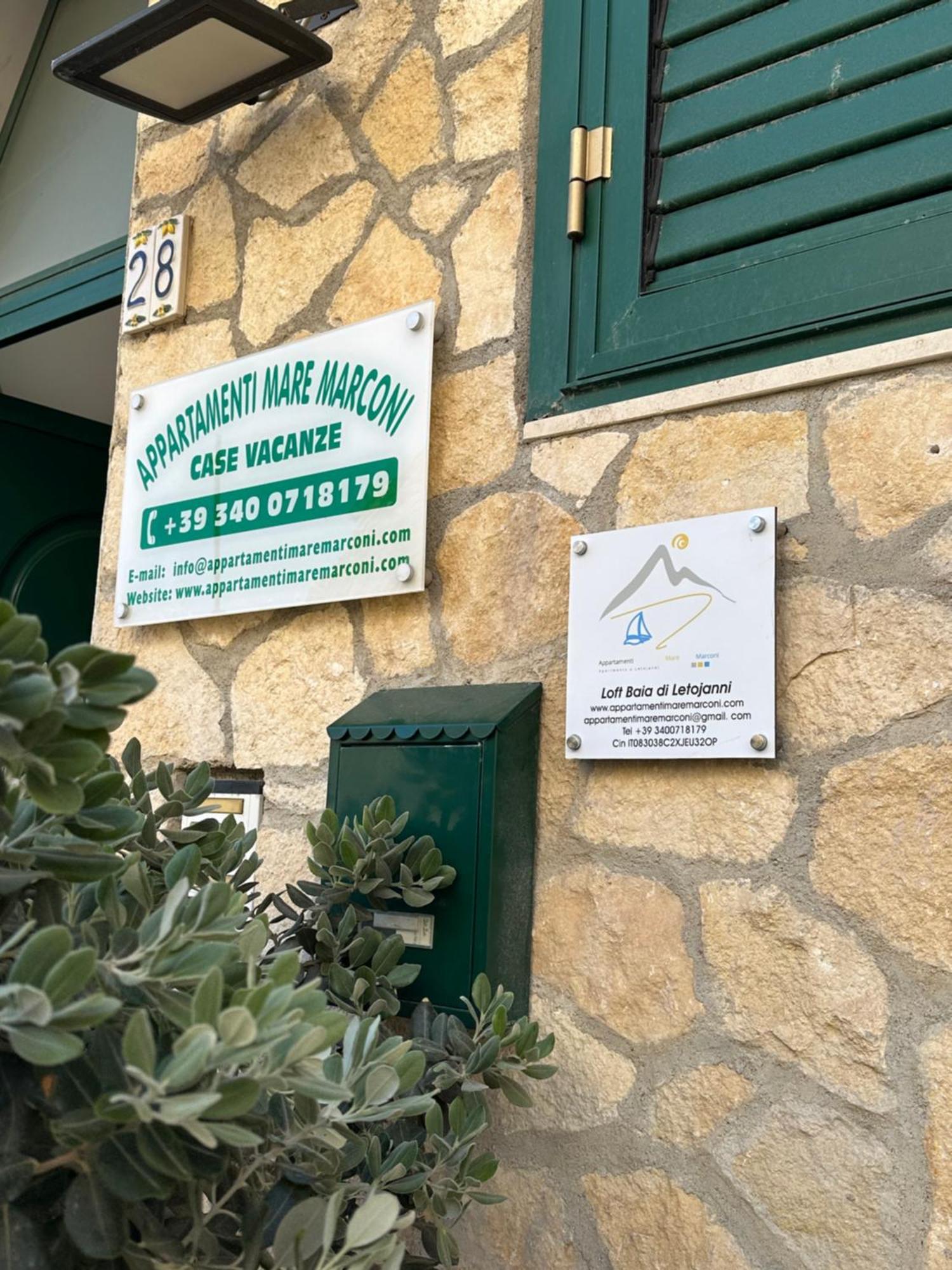 Loft Baia Di Letojanni Daire Dış mekan fotoğraf